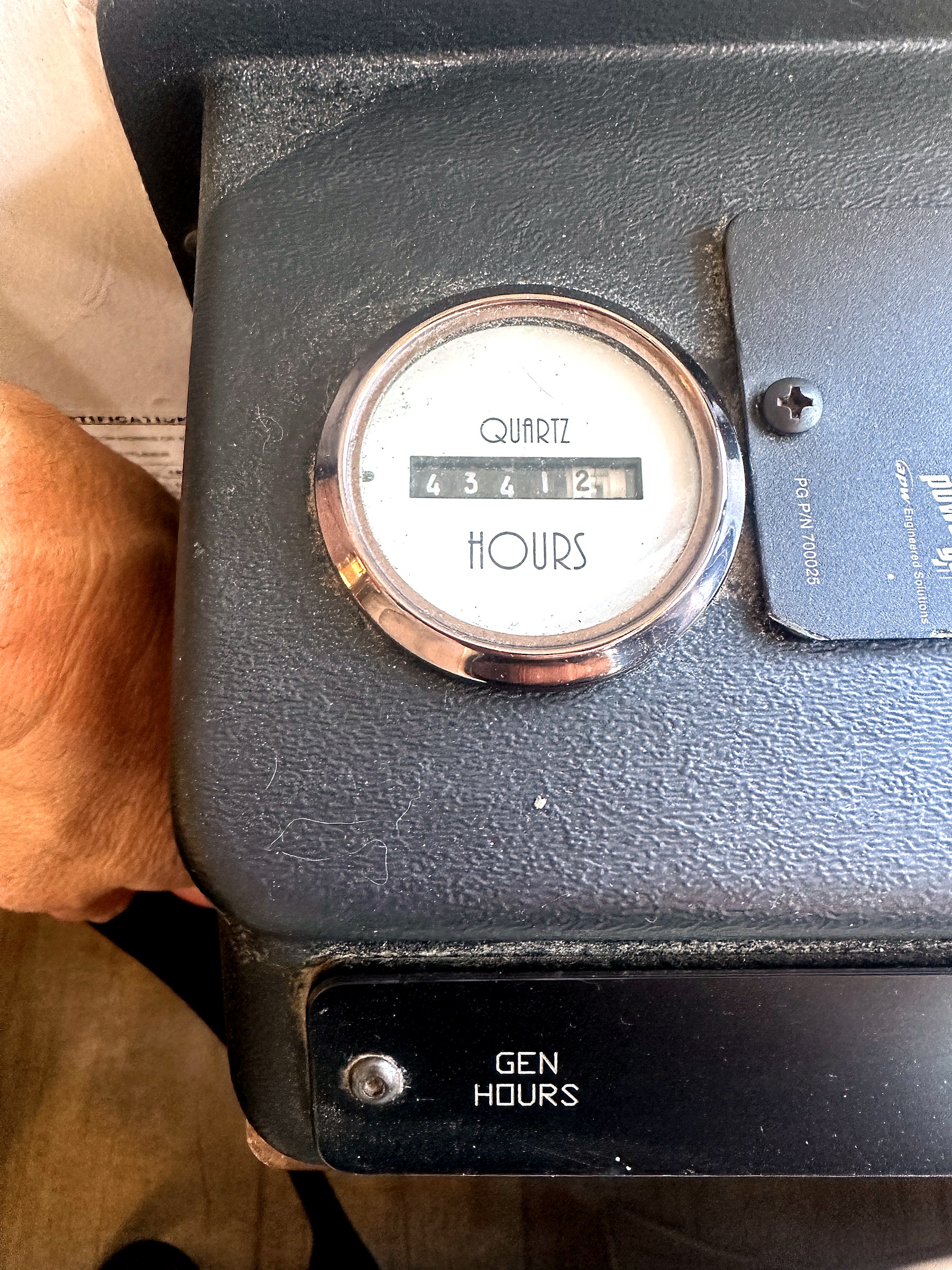 2004 Fleetwood Revolution 40C — Dashboard & Cockpit detail shot