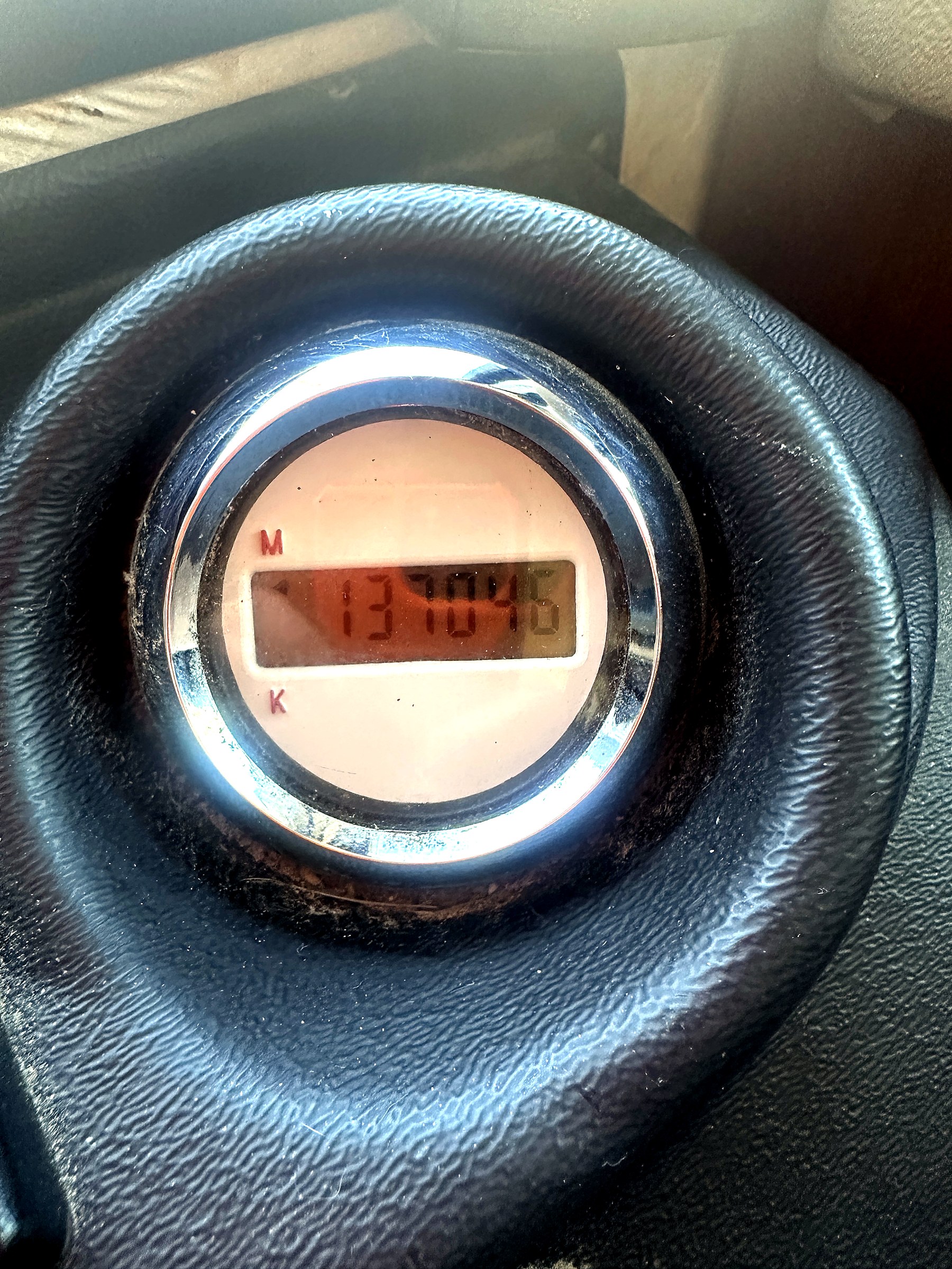 2004 Fleetwood Revolution 40C — Dashboard & Cockpit detail shot