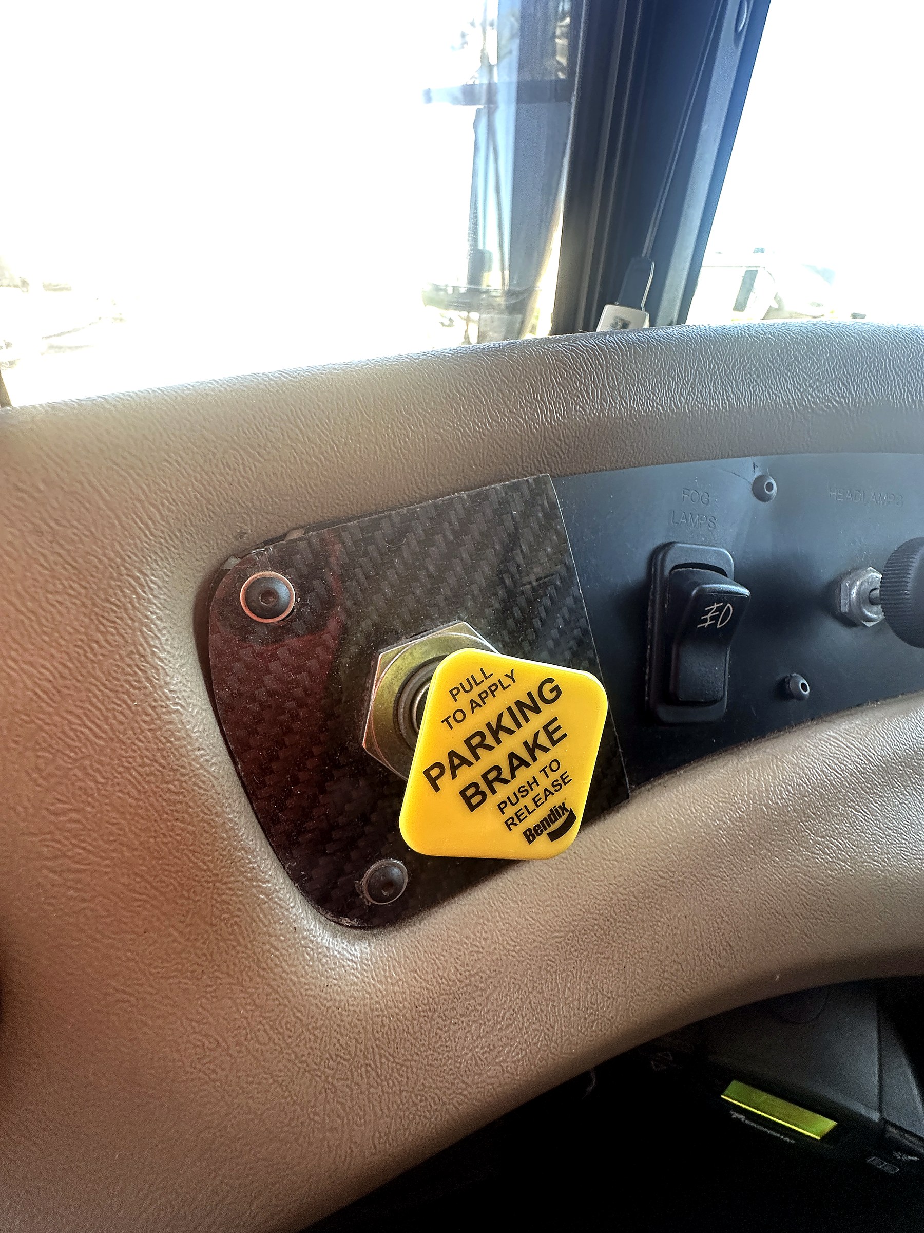 2004 Fleetwood Revolution 40C — Dashboard & Cockpit detail shot
