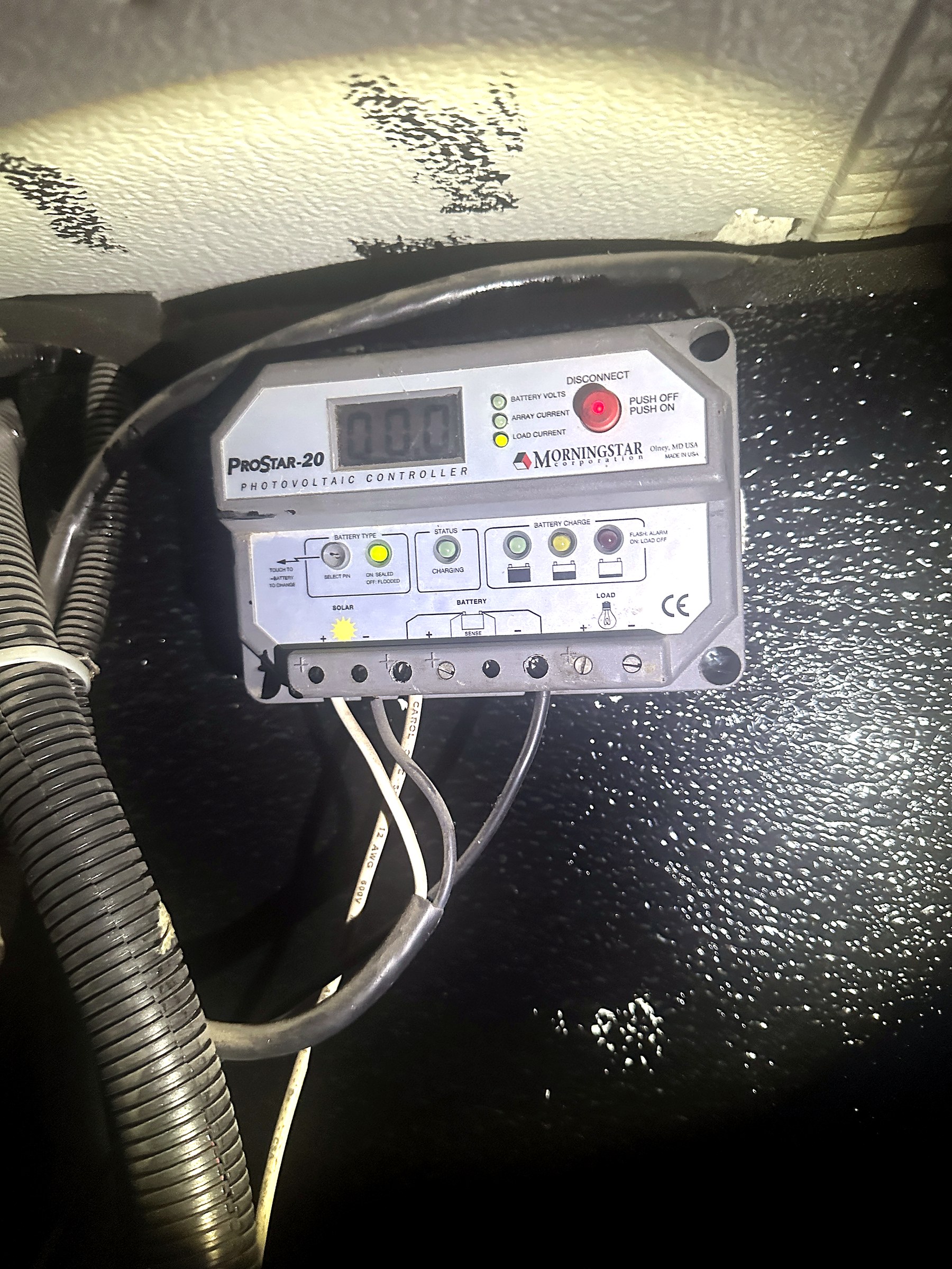 2004 Fleetwood Revolution 40C — Electrical & Fuse Panel detail shot