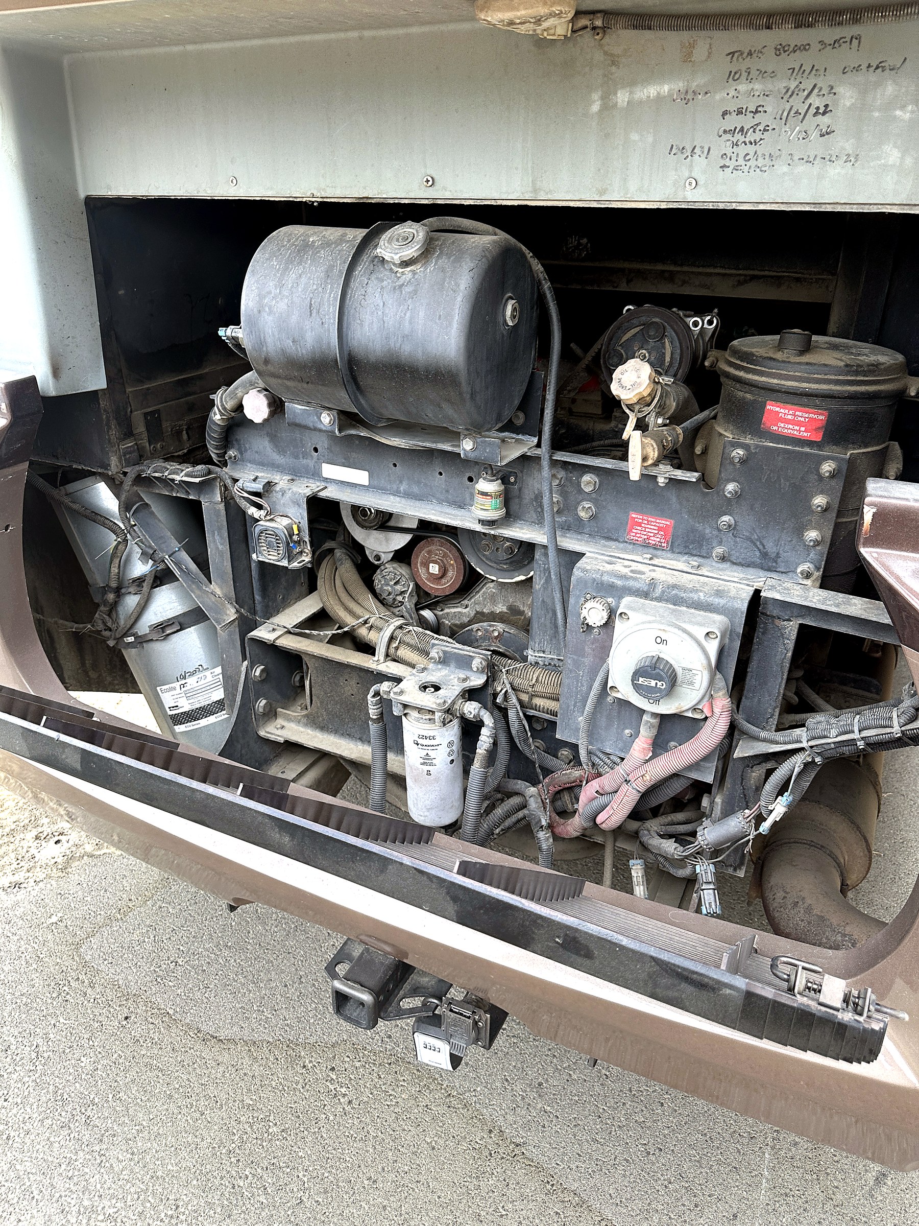 2004 Fleetwood Revolution 40C — Storage & Service Bays detail shot