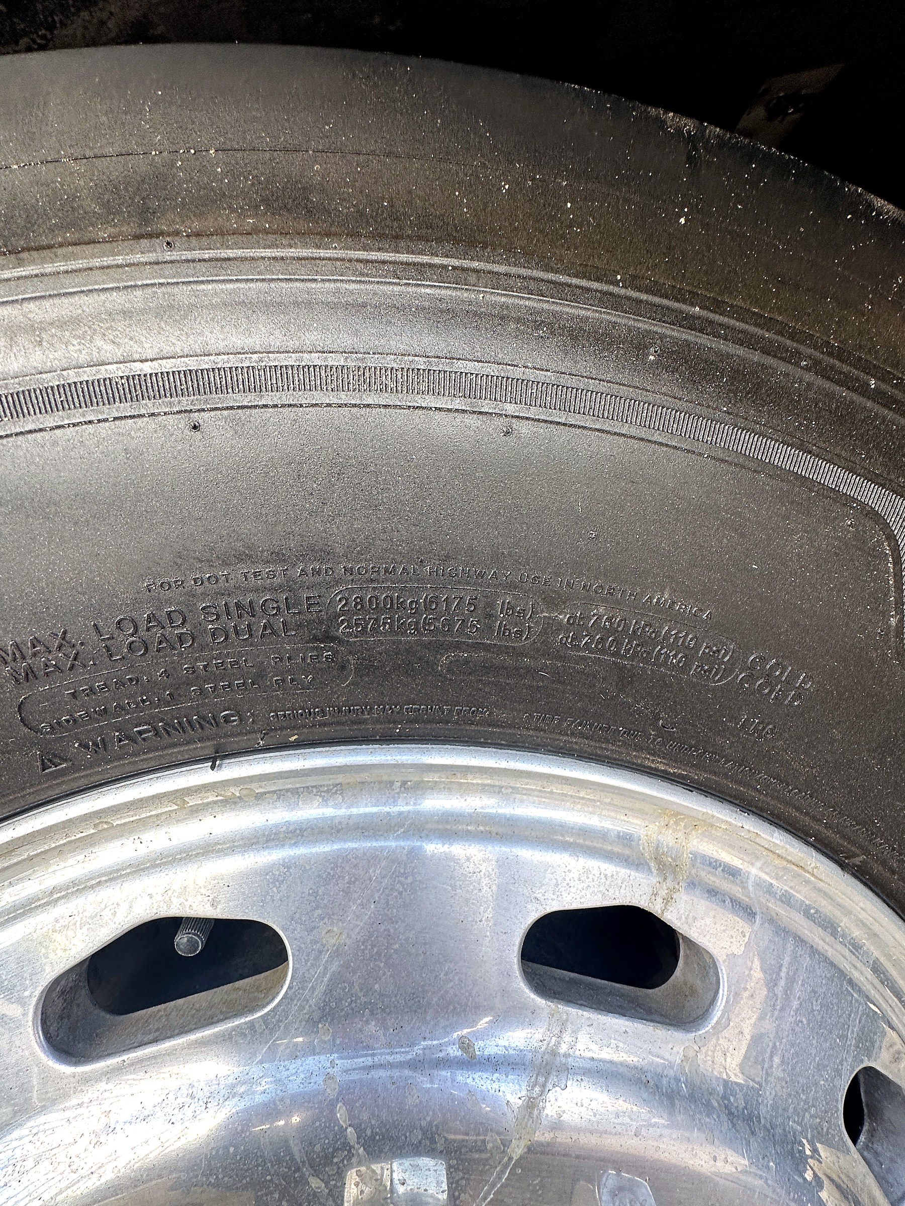 2004 Fleetwood Revolution 40C — Tires & Chassis detail shot