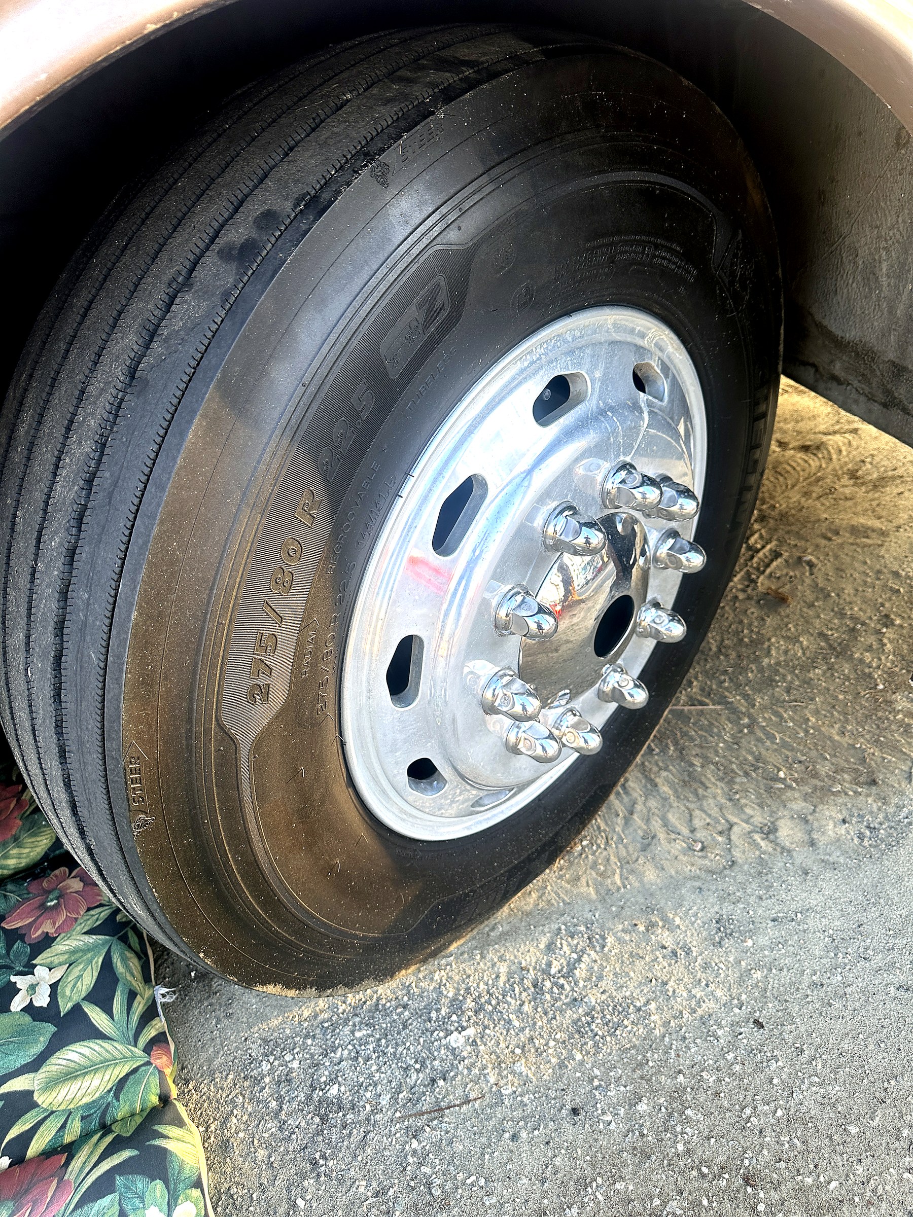 2004 Fleetwood Revolution 40C — Tires & Chassis detail shot