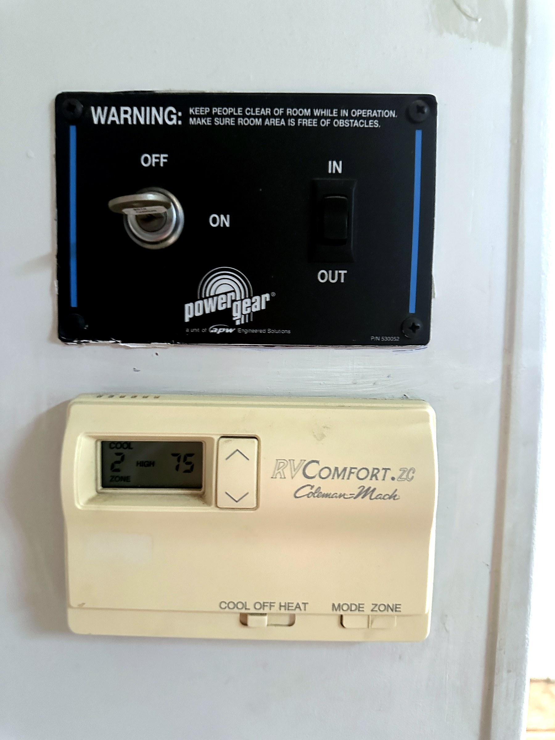 2004 Fleetwood Revolution 40C — Interior Detail detail shot