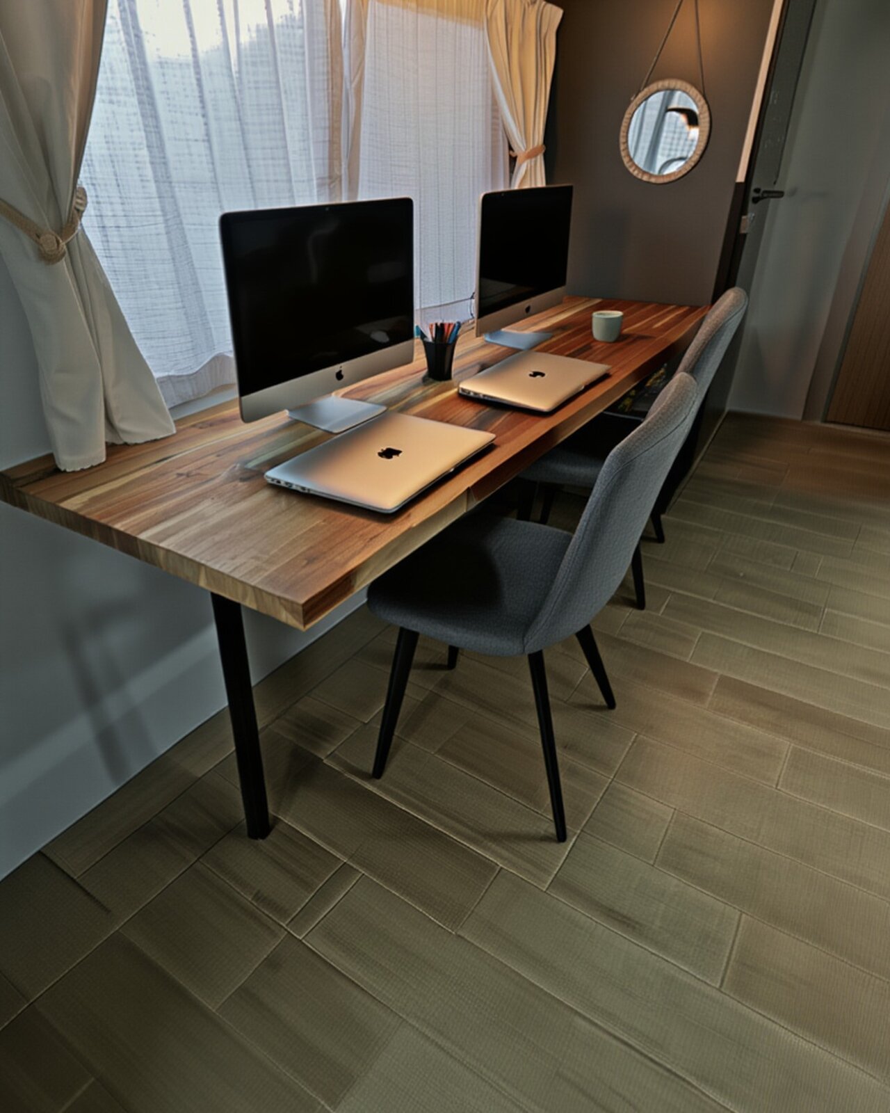 2004 Fleetwood Revolution 40C — dual iMac workstation for digital nomads