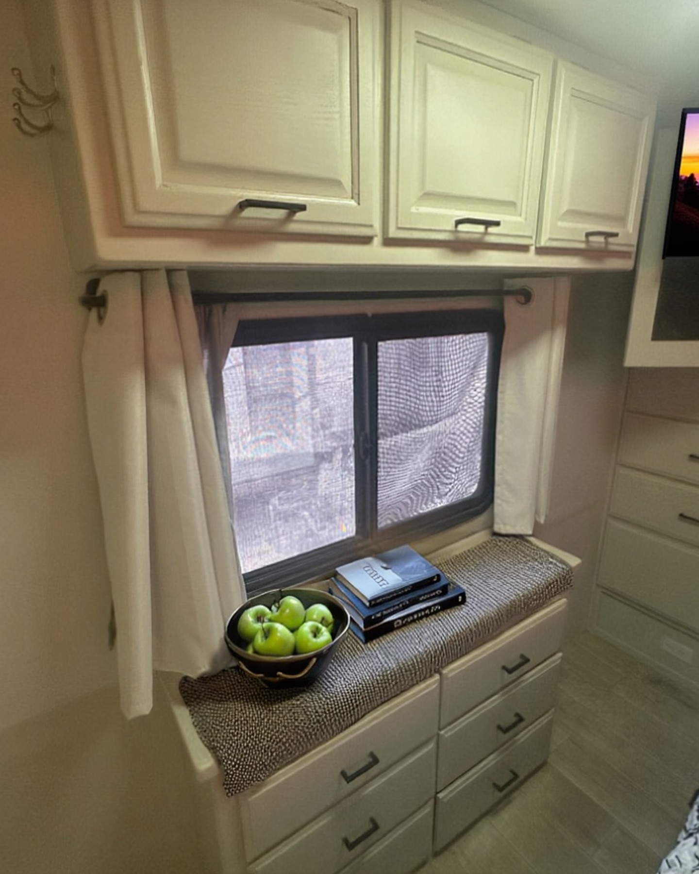 2004 Fleetwood Revolution 40C — Master suite dresser with window TV — Palm Desert CA